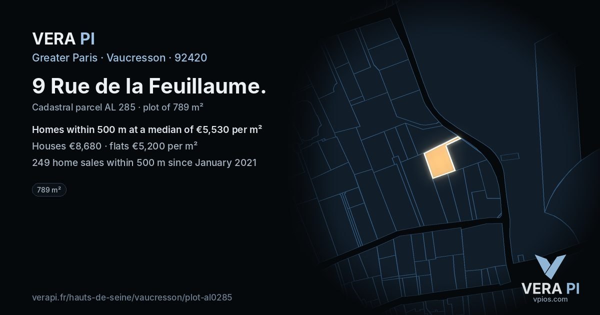 9 Rue de la Feuillaume, Vaucresson at night – the plot lit, the parcels around coloured by the prices near them