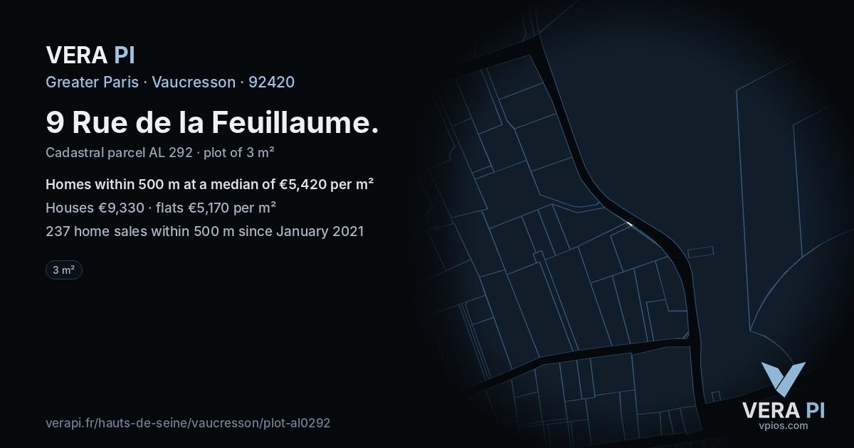 9 Rue de la Feuillaume, Vaucresson at night – the plot lit, the parcels around coloured by the prices near them