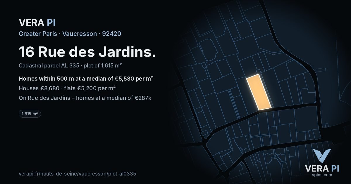 16 Rue des Jardins, Vaucresson at night – the plot lit, the parcels around coloured by the prices near them