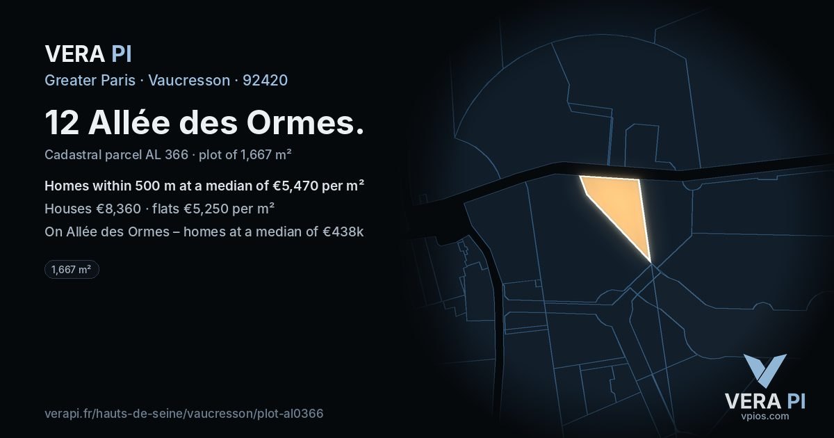 12 Allée des Ormes, Vaucresson at night – the plot lit, the parcels around coloured by the prices near them