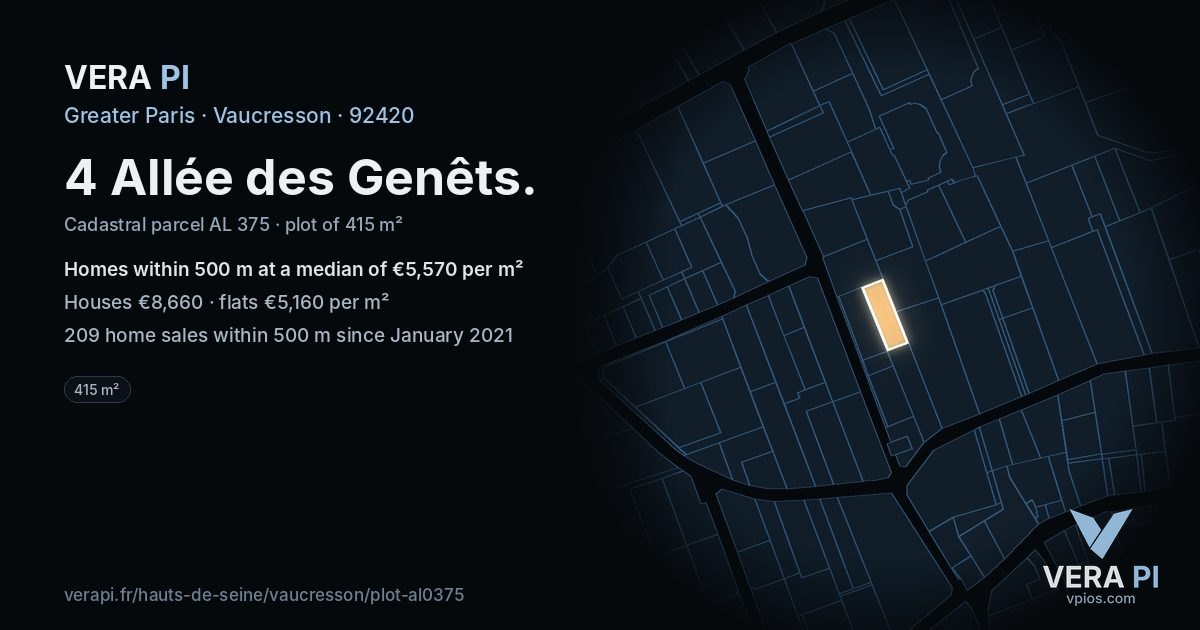 4 Allée des Genêts, Vaucresson at night – the plot lit, the parcels around coloured by the prices near them