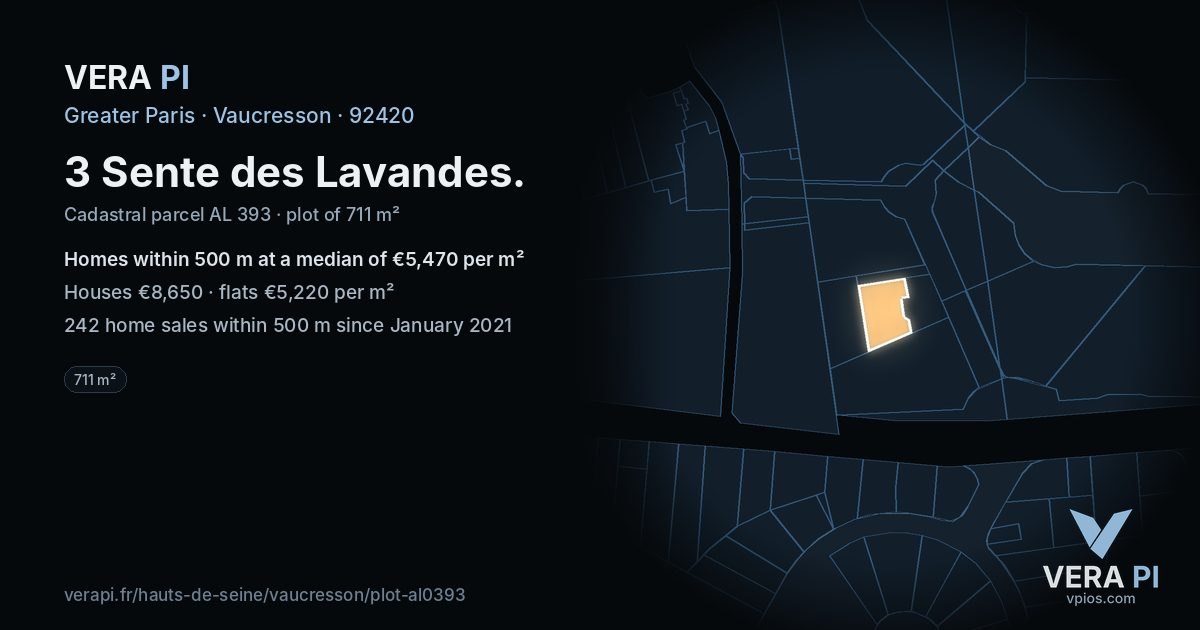3 Sente des Lavandes, Vaucresson at night – the plot lit, the parcels around coloured by the prices near them