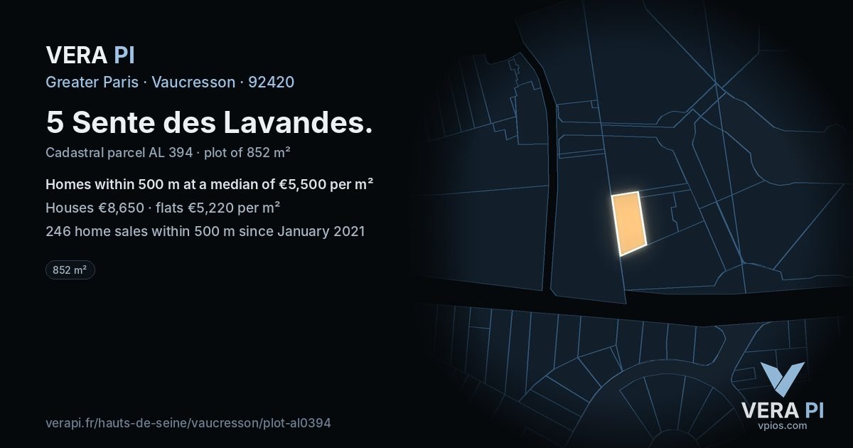 5 Sente des Lavandes, Vaucresson at night – the plot lit, the parcels around coloured by the prices near them