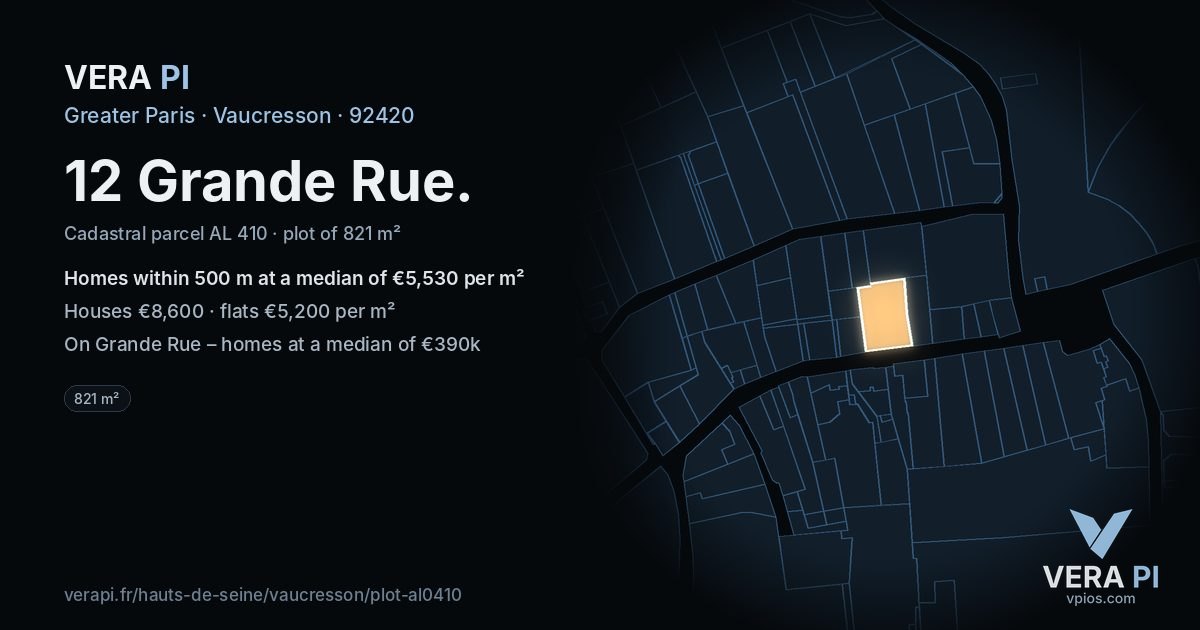 12 Grande Rue, Vaucresson at night – the plot lit, the parcels around coloured by the prices near them