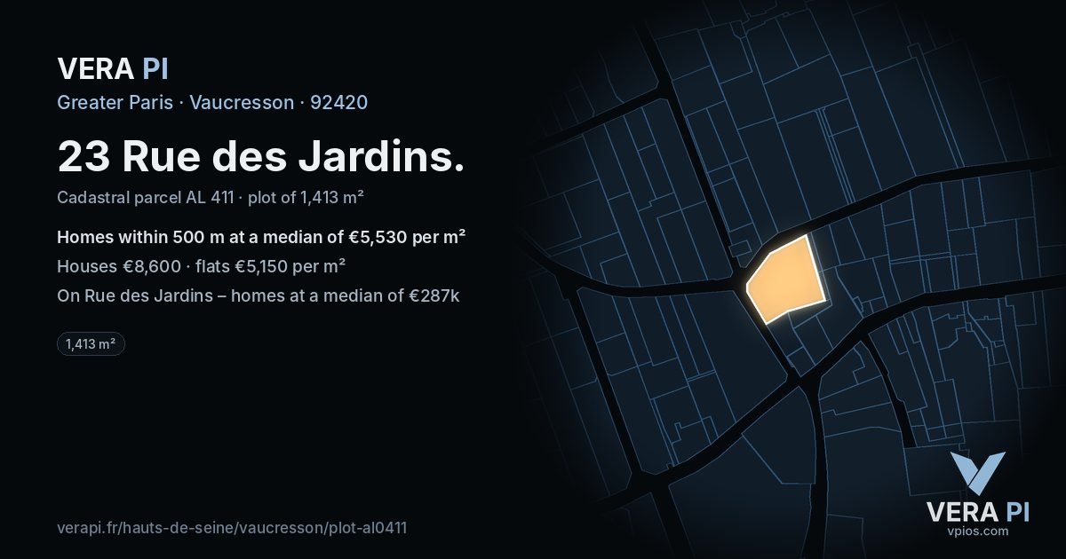 23 Rue des Jardins, Vaucresson at night – the plot lit, the parcels around coloured by the prices near them