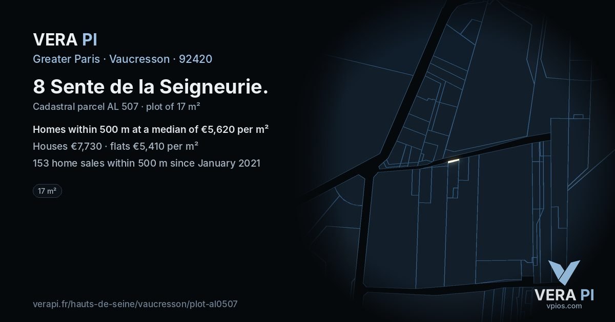 8 Sente de la Seigneurie, Vaucresson at night – the plot lit, the parcels around coloured by the prices near them