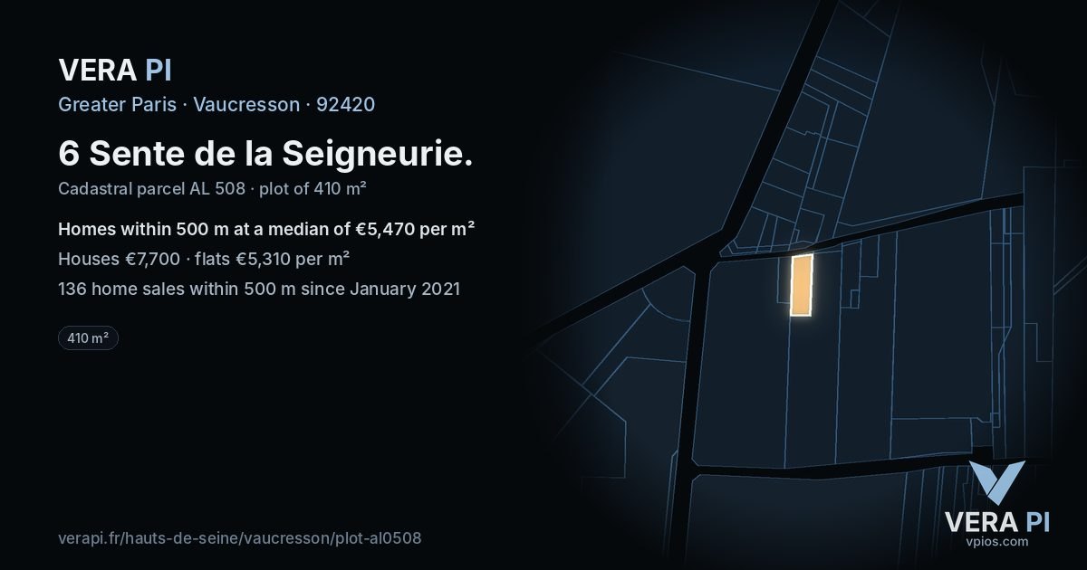 6 Sente de la Seigneurie, Vaucresson at night – the plot lit, the parcels around coloured by the prices near them