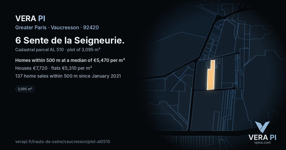 6 Sente de la Seigneurie, Vaucresson at night – the plot lit, the parcels around coloured by the prices near them