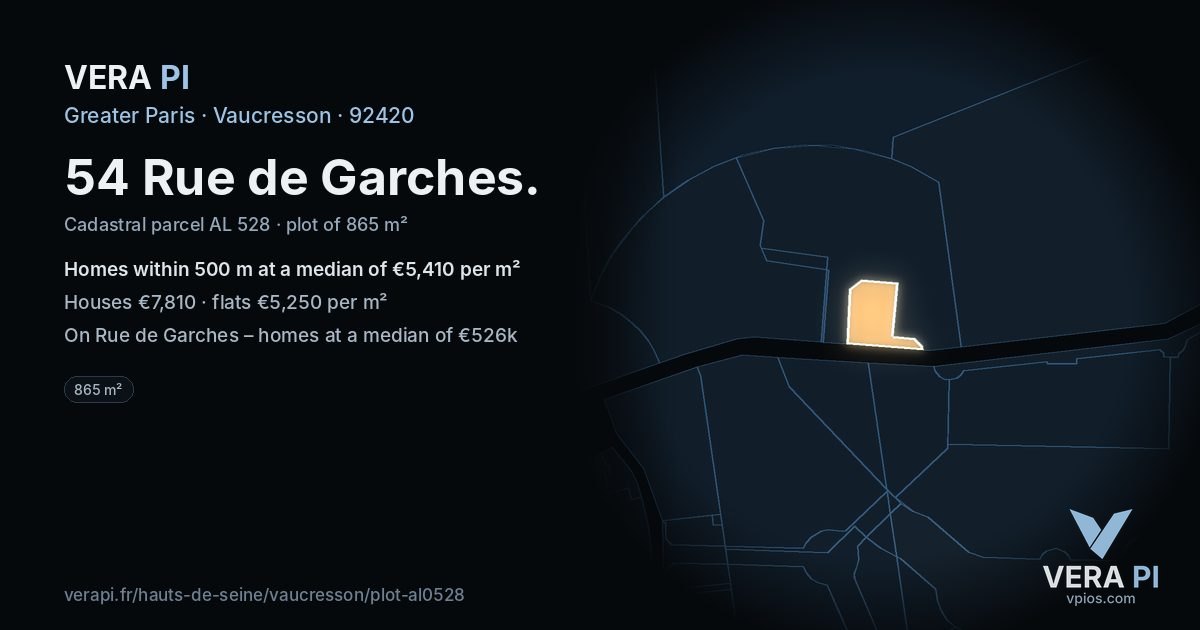 54 Rue de Garches, Vaucresson at night – the plot lit, the parcels around coloured by the prices near them