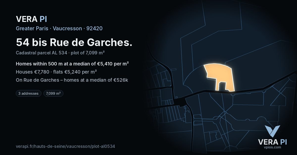 54 bis Rue de Garches, Vaucresson at night – the plot lit, the parcels around coloured by the prices near them