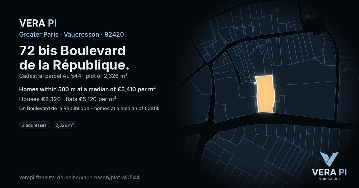 72 bis Boulevard de la République, Vaucresson at night – the plot lit, the parcels around coloured by the prices near them