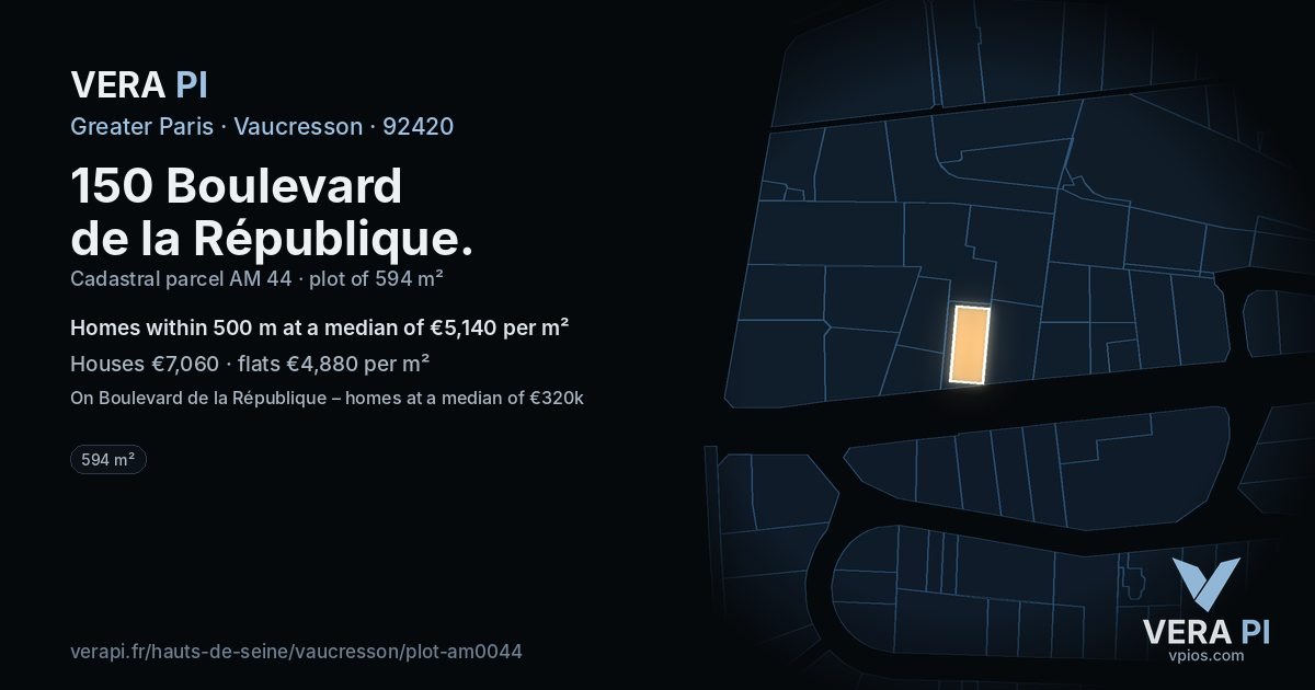 150 Boulevard de la République, Vaucresson at night – the plot lit, the parcels around coloured by the prices near them