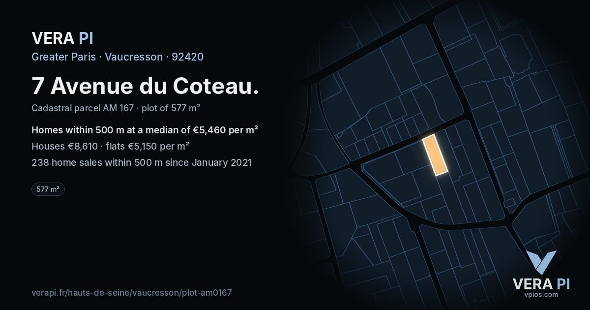 7 Avenue du Coteau, Vaucresson at night – the plot lit, the parcels around coloured by the prices near them