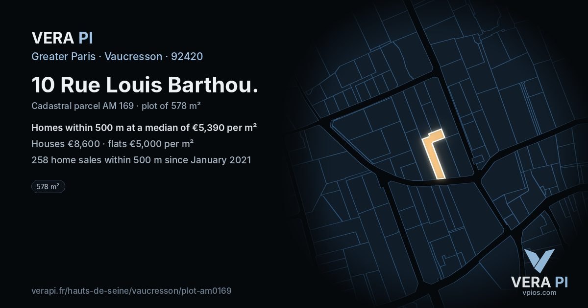 10 Rue Louis Barthou, Vaucresson at night – the plot lit, the parcels around coloured by the prices near them
