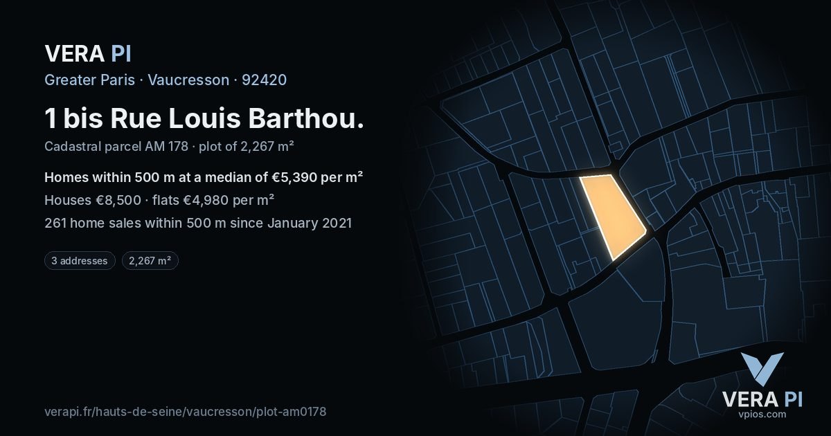 1 bis Rue Louis Barthou, Vaucresson at night – the plot lit, the parcels around coloured by the prices near them