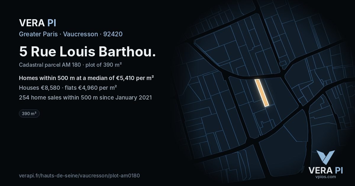 5 Rue Louis Barthou, Vaucresson at night – the plot lit, the parcels around coloured by the prices near them