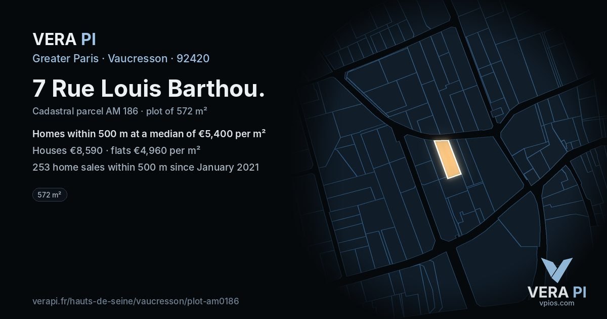 7 Rue Louis Barthou, Vaucresson at night – the plot lit, the parcels around coloured by the prices near them