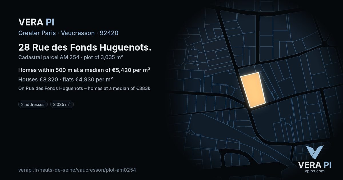 28 Rue des Fonds Huguenots, Vaucresson at night – the plot lit, the parcels around coloured by the prices near them