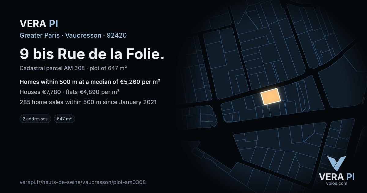 9 bis Rue de la Folie, Vaucresson at night – the plot lit, the parcels around coloured by the prices near them