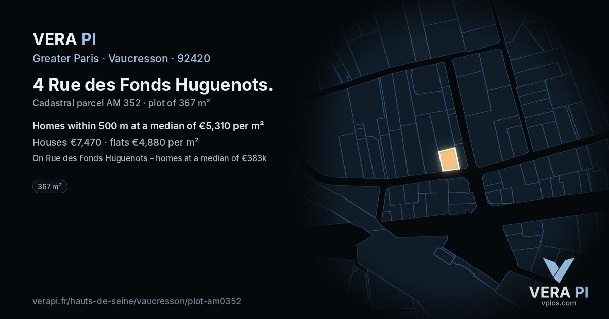 4 Rue des Fonds Huguenots, Vaucresson at night – the plot lit, the parcels around coloured by the prices near them