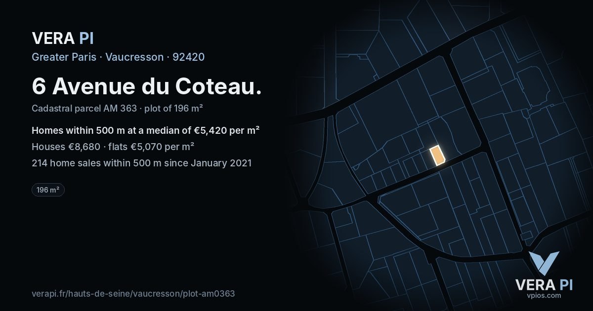 6 Avenue du Coteau, Vaucresson at night – the plot lit, the parcels around coloured by the prices near them