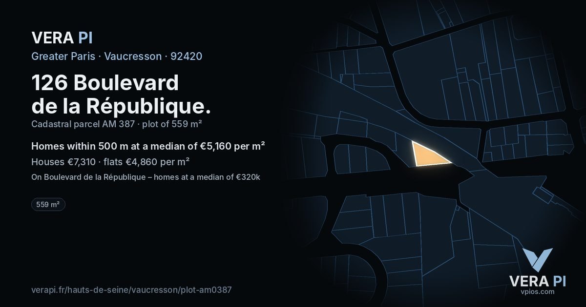 126 Boulevard de la République, Vaucresson at night – the plot lit, the parcels around coloured by the prices near them