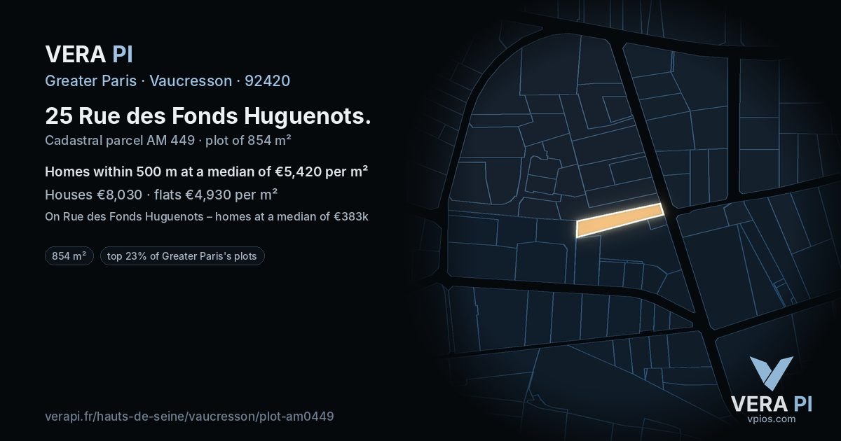 25 Rue des Fonds Huguenots, Vaucresson at night – the plot lit, the parcels around coloured by the prices near them