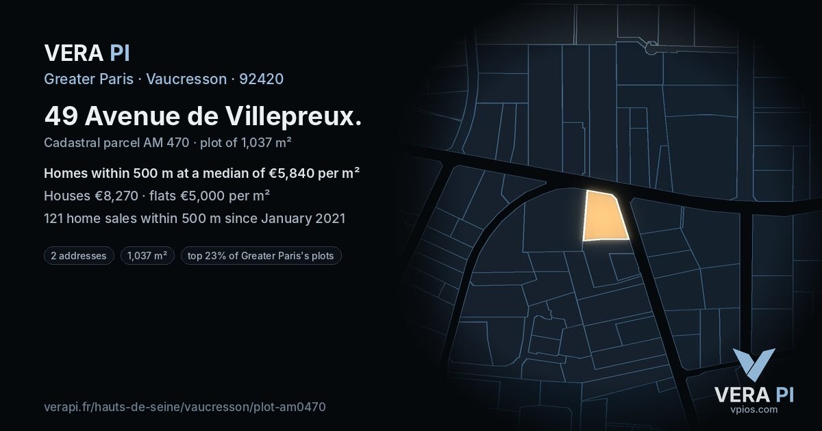 49 Avenue de Villepreux, Vaucresson at night – the plot lit, the parcels around coloured by the prices near them