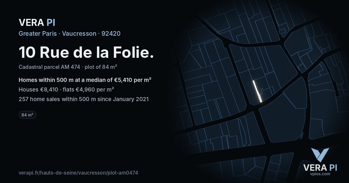 10 Rue de la Folie, Vaucresson at night – the plot lit, the parcels around coloured by the prices near them