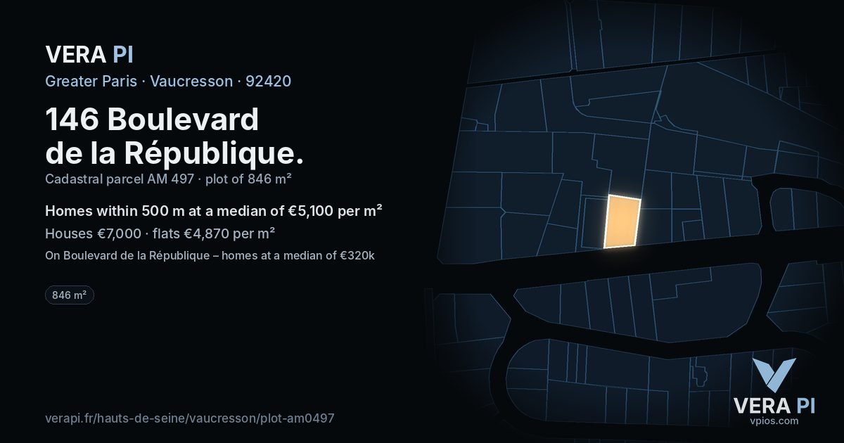 146 Boulevard de la République, Vaucresson at night – the plot lit, the parcels around coloured by the prices near them