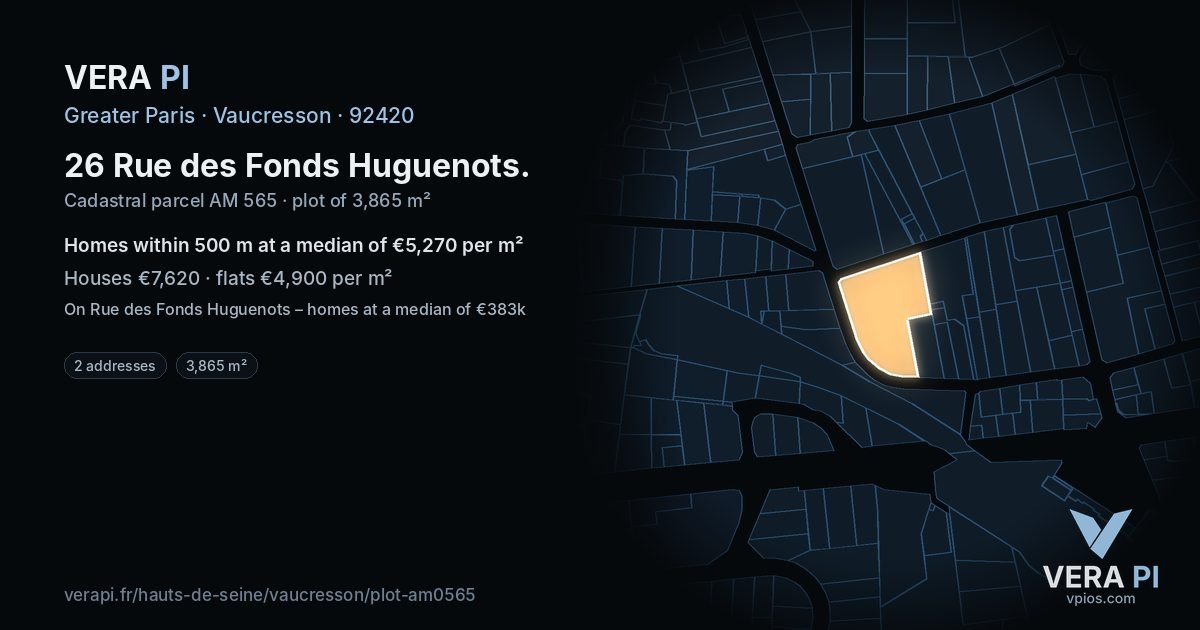 26 Rue des Fonds Huguenots, Vaucresson at night – the plot lit, the parcels around coloured by the prices near them
