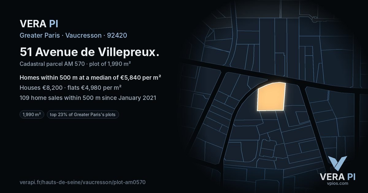 51 Avenue de Villepreux, Vaucresson at night – the plot lit, the parcels around coloured by the prices near them