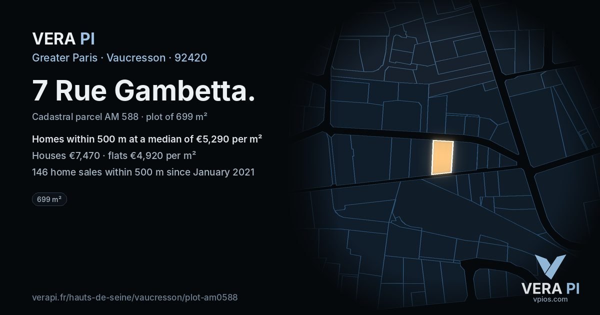7 Rue Gambetta, Vaucresson at night – the plot lit, the parcels around coloured by the prices near them