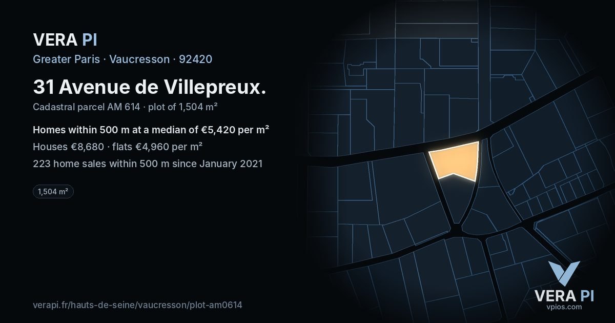 31 Avenue de Villepreux, Vaucresson at night – the plot lit, the parcels around coloured by the prices near them