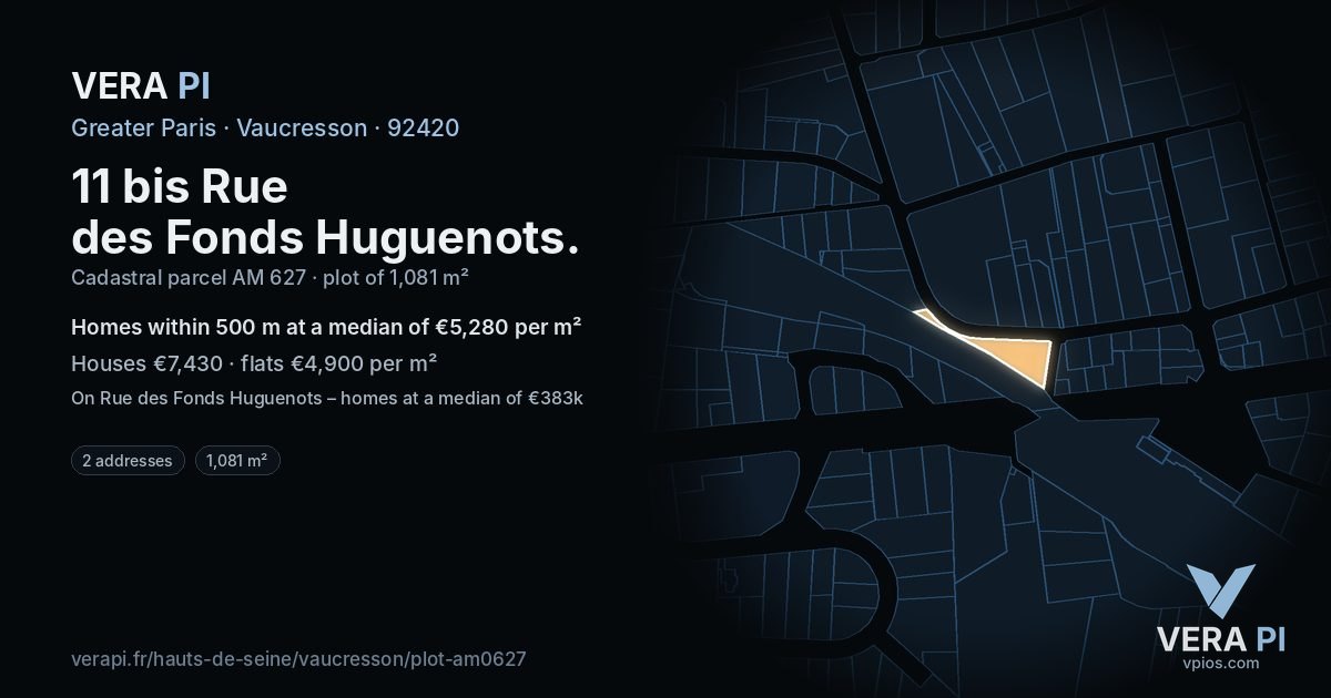 11 bis Rue des Fonds Huguenots, Vaucresson at night – the plot lit, the parcels around coloured by the prices near them