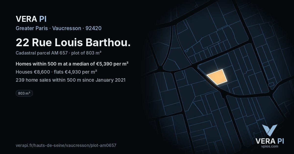 22 Rue Louis Barthou, Vaucresson at night – the plot lit, the parcels around coloured by the prices near them