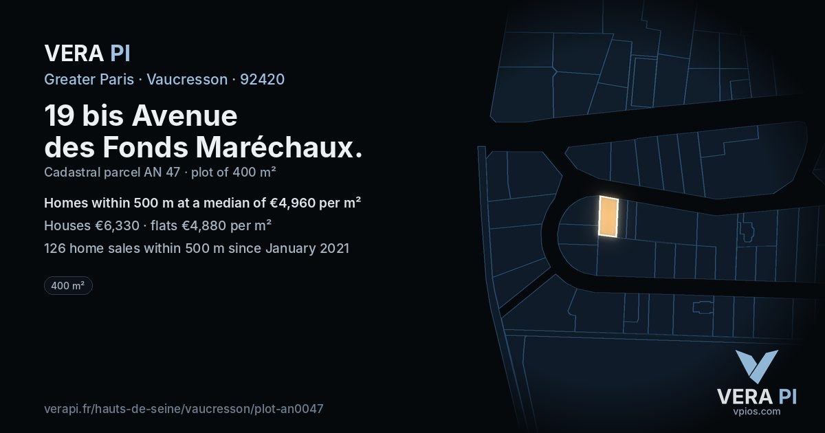 19 bis Avenue des Fonds Maréchaux, Vaucresson at night – the plot lit, the parcels around coloured by the prices near them