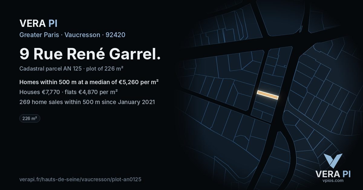 9 Rue René Garrel, Vaucresson at night – the plot lit, the parcels around coloured by the prices near them