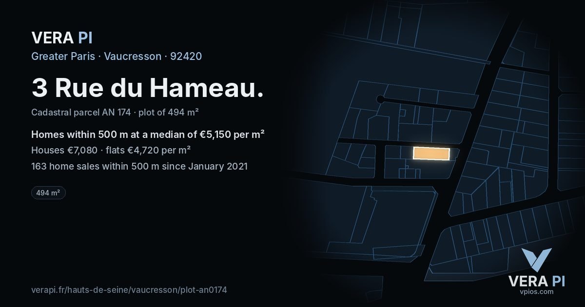 3 Rue du Hameau, Vaucresson at night – the plot lit, the parcels around coloured by the prices near them
