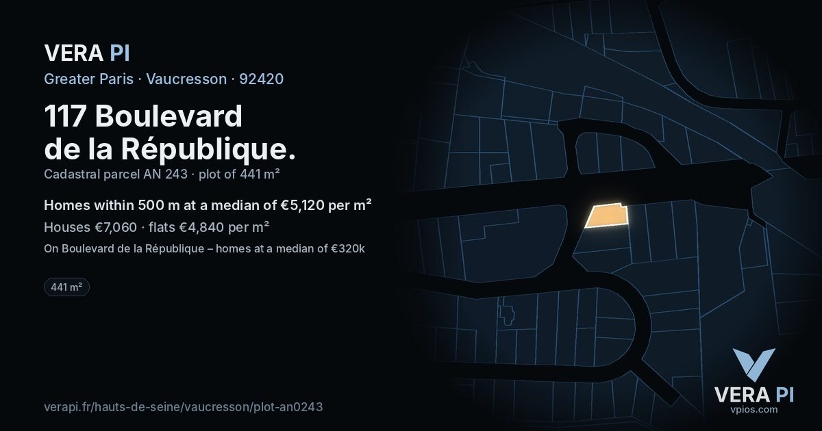 117 Boulevard de la République, Vaucresson at night – the plot lit, the parcels around coloured by the prices near them