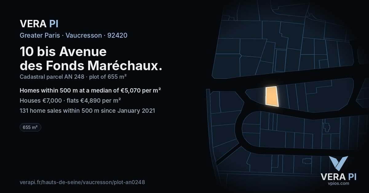 10 bis Avenue des Fonds Maréchaux, Vaucresson at night – the plot lit, the parcels around coloured by the prices near them