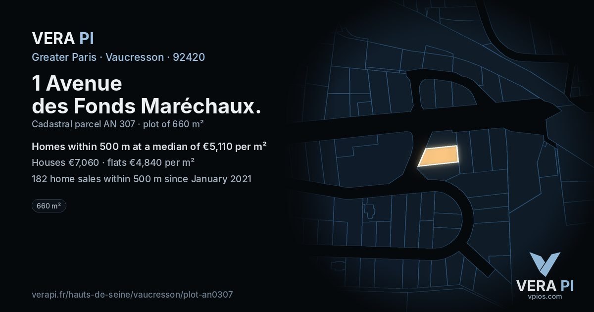 1 Avenue des Fonds Maréchaux, Vaucresson at night – the plot lit, the parcels around coloured by the prices near them