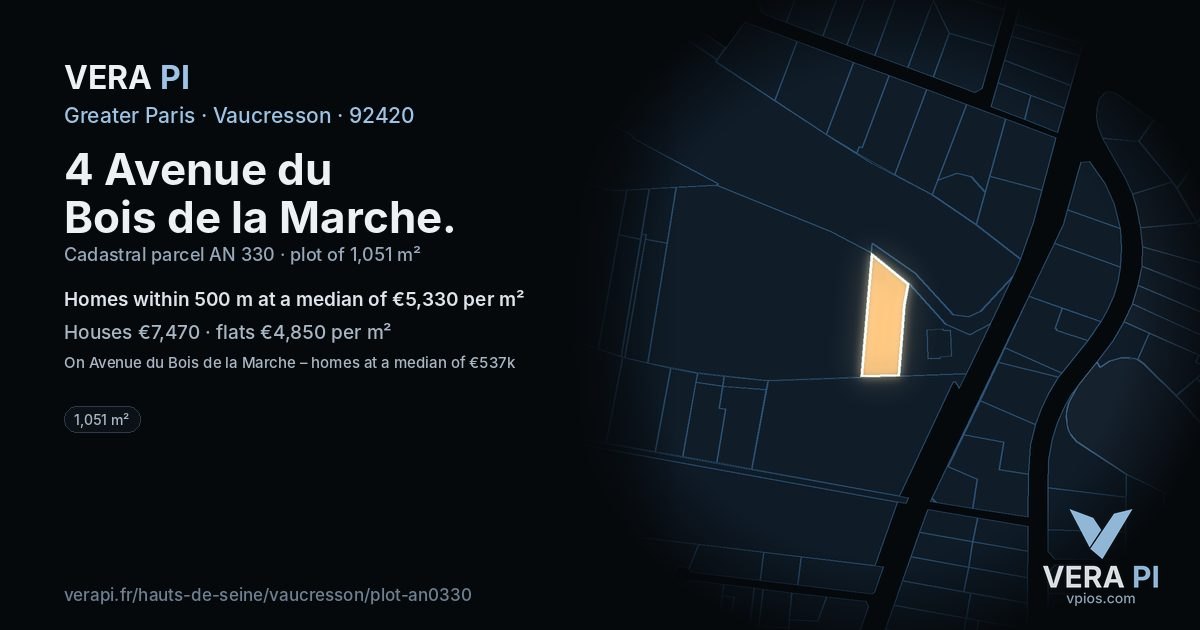 4 Avenue du Bois de la Marche, Vaucresson at night – the plot lit, the parcels around coloured by the prices near them
