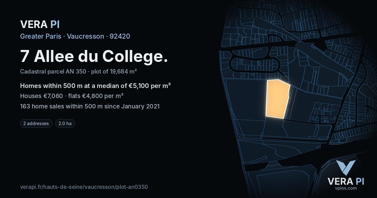 7 Allee du College, Vaucresson at night – the plot lit, the parcels around coloured by the prices near them