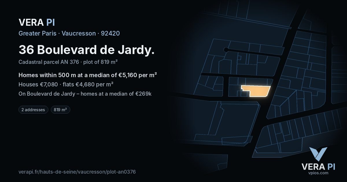 36 Boulevard de Jardy, Vaucresson at night – the plot lit, the parcels around coloured by the prices near them