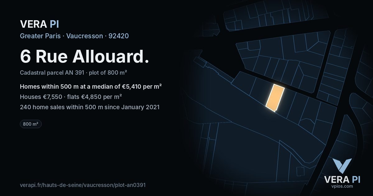 6 Rue Allouard, Vaucresson at night – the plot lit, the parcels around coloured by the prices near them