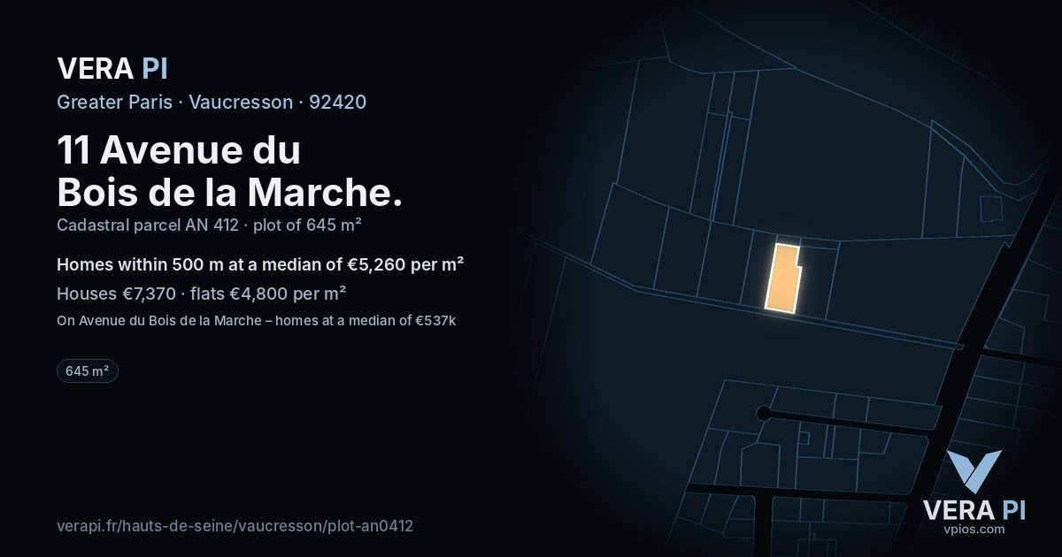 11 Avenue du Bois de la Marche, Vaucresson at night – the plot lit, the parcels around coloured by the prices near them