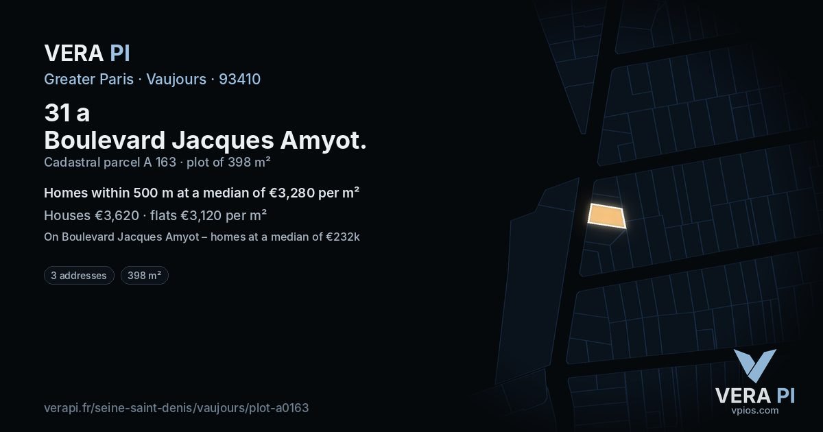 31 a Boulevard Jacques Amyot, Vaujours at night – the plot lit, the parcels around coloured by the prices near them