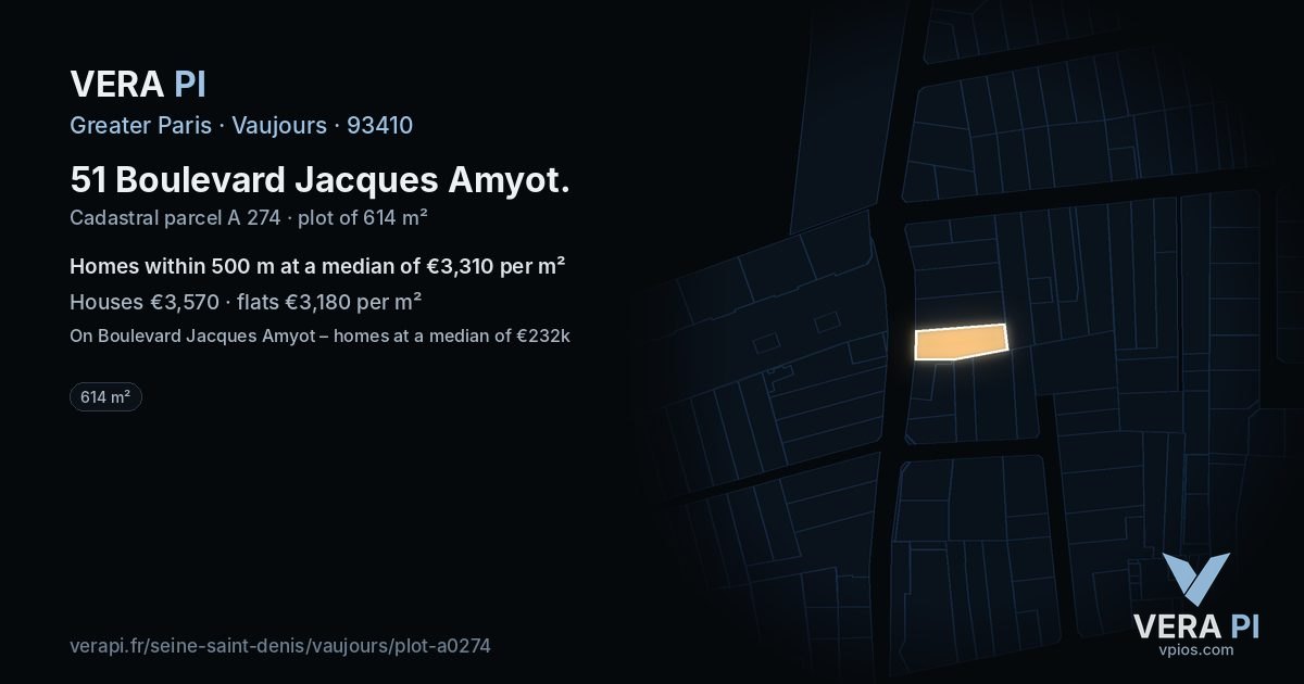 51 Boulevard Jacques Amyot, Vaujours at night – the plot lit, the parcels around coloured by the prices near them