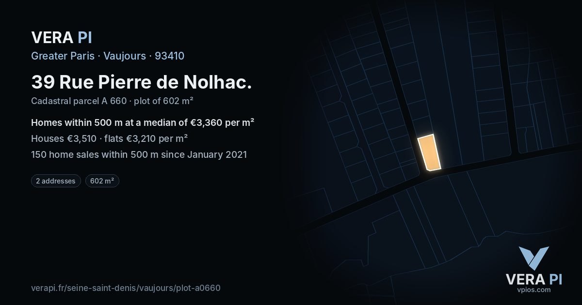 39 Rue Pierre de Nolhac, Vaujours at night – the plot lit, the parcels around coloured by the prices near them